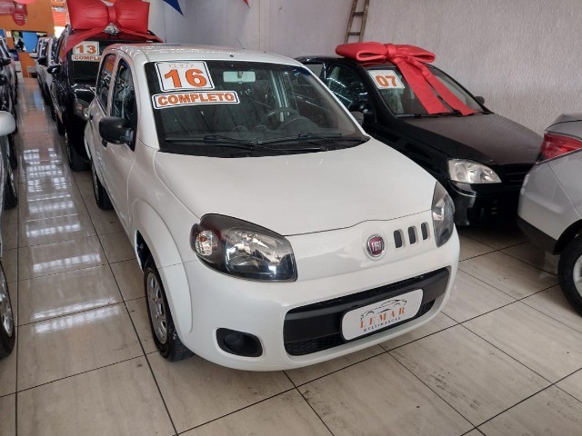 Fiat Uno Vivace Celebration 1.0 Flex Completo