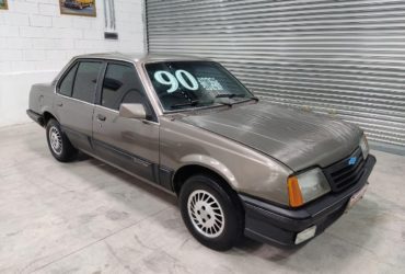 CHEVROLET MONZA 2.0 CLASSIC SE ANO 1990