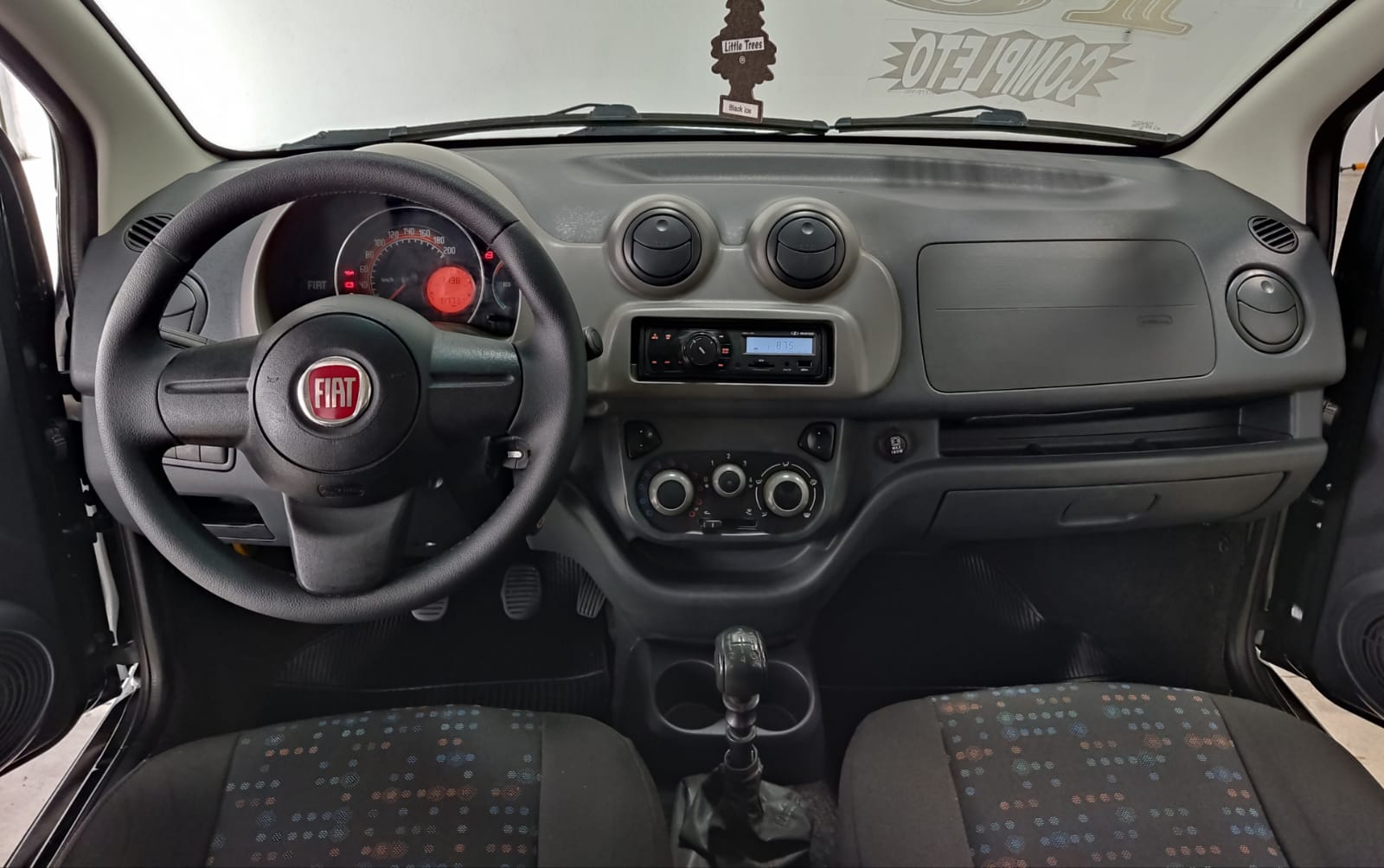 FIAT UNO 1.0 VIVACE ANO 2013 COMPLETO