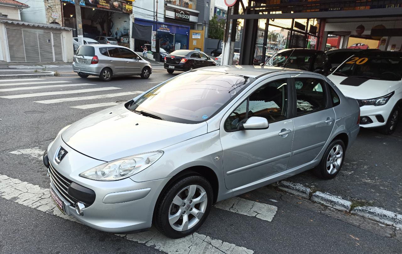 PEUGEOT 307 SEDAN  2.0  PRESENCE AUT ANO 2008 COMPLETO