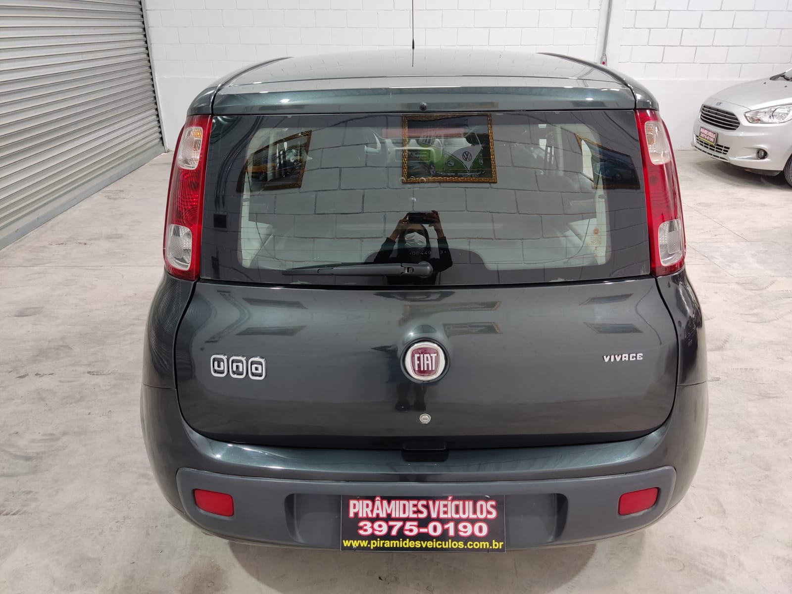 FIAT UNO 1.0 VIVACE ANO 2013 COMPLETO