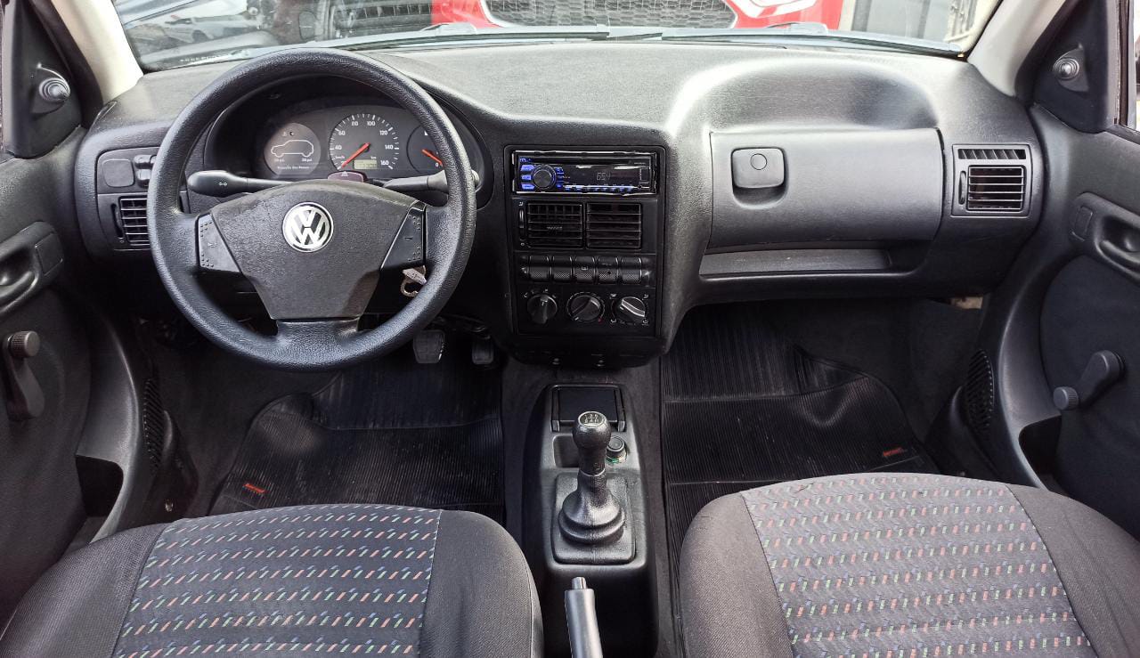 VOLKSWAGEN GOL 1.0 ANO 2005