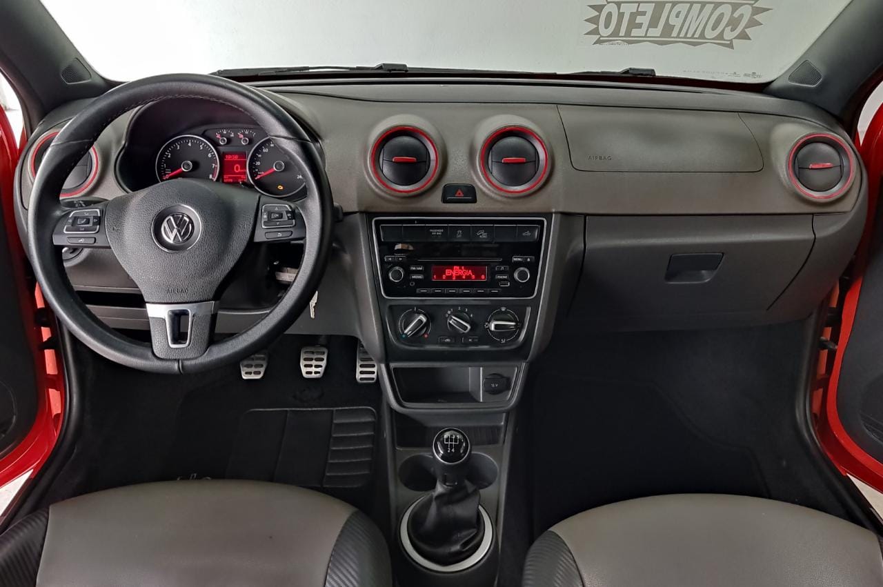 VOLKSWAGEN SAVEIRO CE CROSS 1.6 ANO 2015 COMPLETO