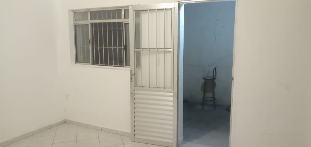 Alugo Casa Residencial com 01 Dormitório – Cangaíba / SP