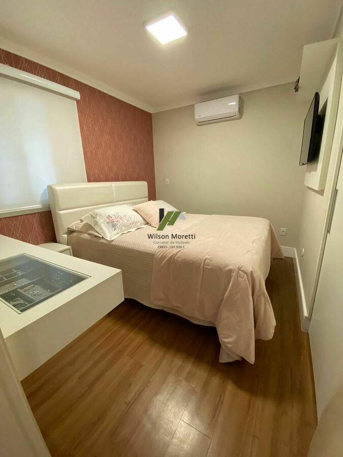 LINDA CASA MOBILIADA EM CONDOMÍNIO