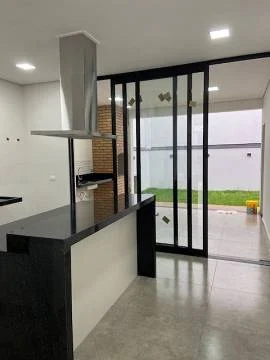 LINDA CASA  EM CONDOMÍNIO EM ITUPEVA